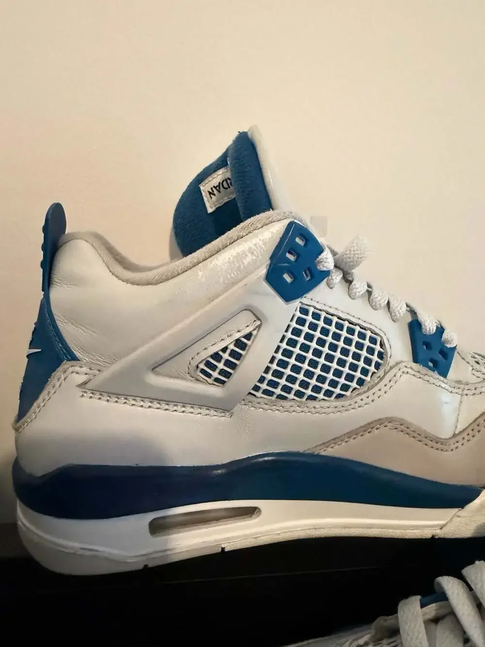 Jordan 4 Retro Military Blue (2024) GS size 6Y (womens 7.5)